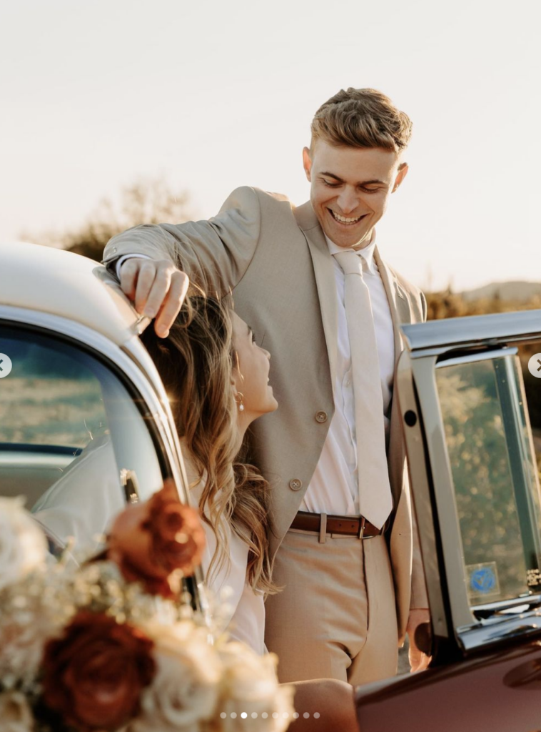 Vintage Car Desert Elopement